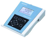 Model 3520: high performance multifunction pH-meter.
