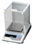 GX-200/GX-600 : balance de précision avec calibration interne motorisée.